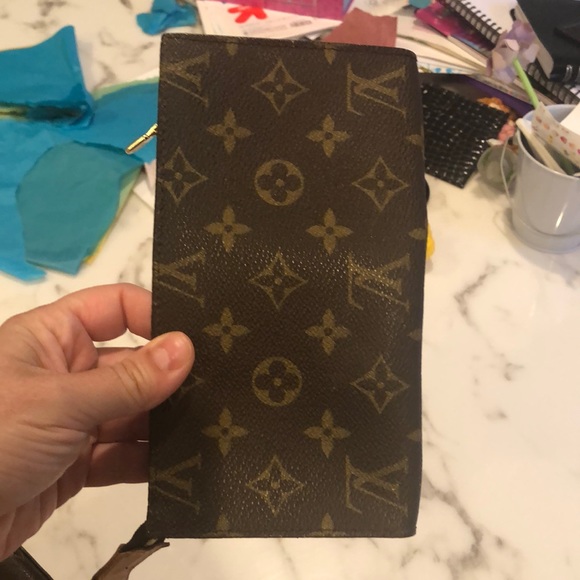 Louis Vuitton Large Bucket Bag - Picture 4 of 8